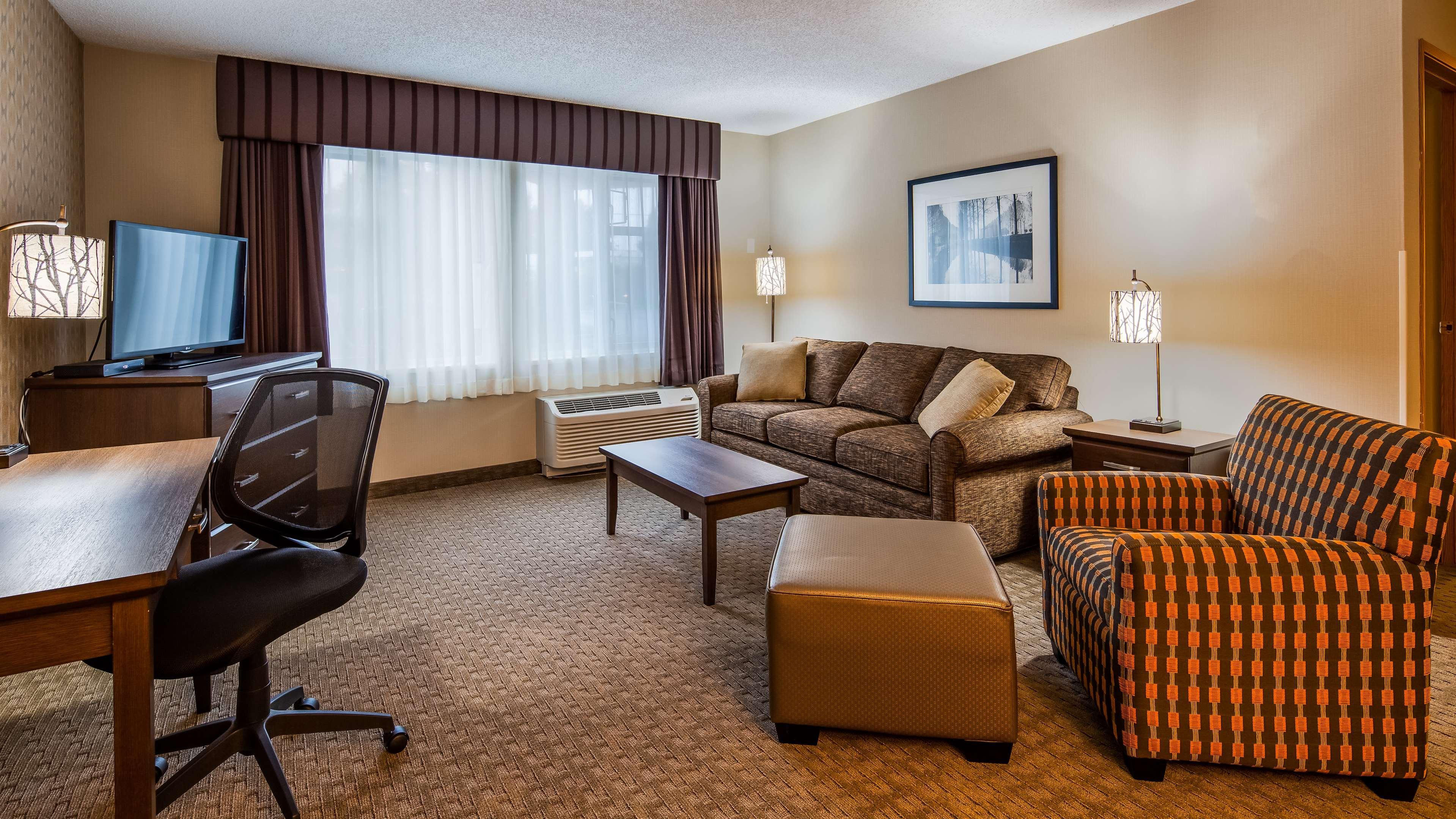 Best Western Plus Country Meadows Inn Aldergrove Экстерьер фото