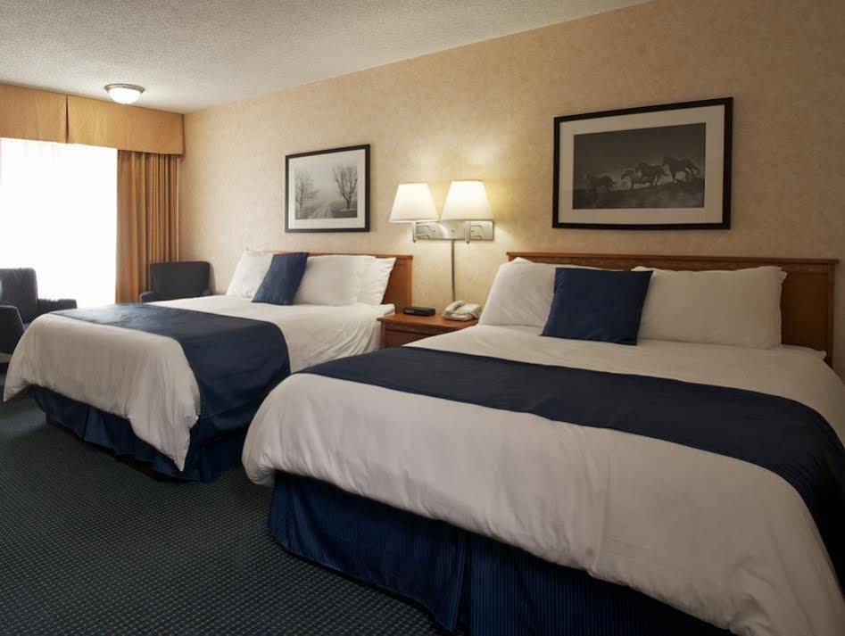 Best Western Plus Country Meadows Inn Aldergrove Экстерьер фото